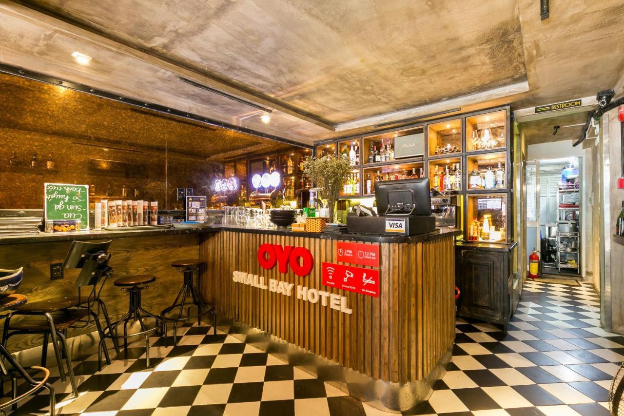 Oyo 438 Small Bay Hotel Хошимин Экстерьер фото
